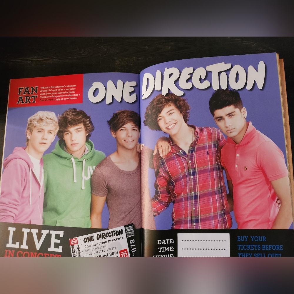 One Direction Activity and Sticker Book - Picture 7 of 11
